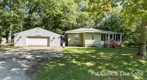 13983 State, Nunica, MI 49448