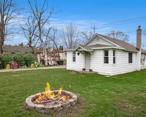 209 Congress, Watervliet, MI 49098