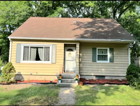 414 Woodland, Belding, MI 48809