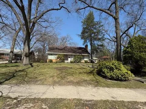 1615 Mackinaw, Grand Rapids, MI 49506