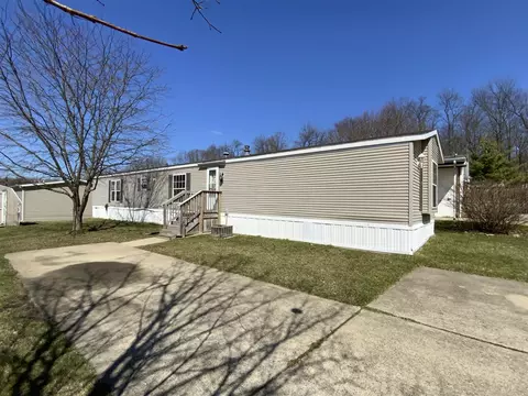 4106 Sycamore, Jackson, MI 49201