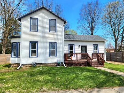 224 Union, Plainwell, MI 49080 photo 1