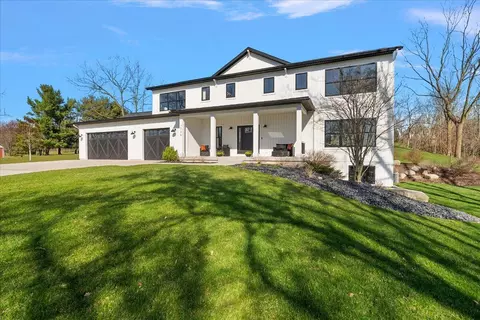 2596 Dean Lk, Grand Rapids, MI 49505