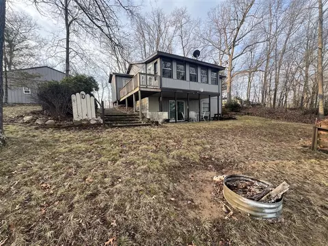 Exterior - 1515 E Beechwood, White Cloud, MI 49349 photo 2 of 10