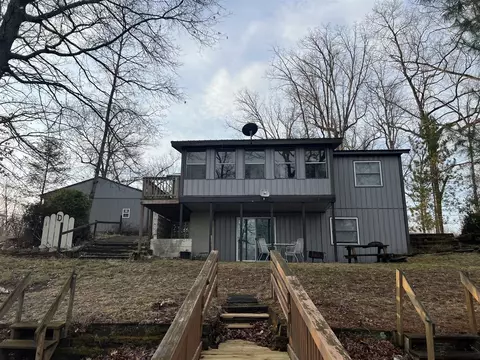 Exterior - 1515 E Beechwood, White Cloud, MI 49349 photo 3 of 10