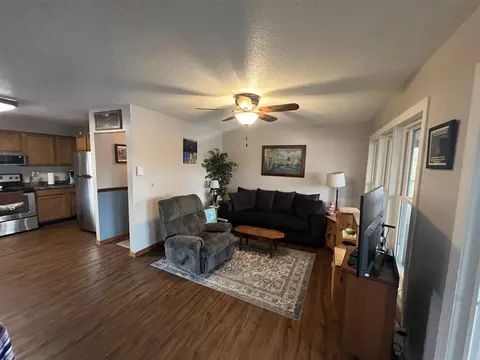 Living - 1515 E Beechwood, White Cloud, MI 49349 photo 3 of 9
