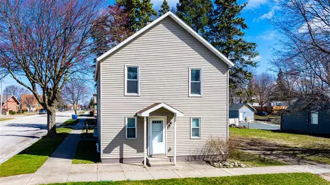 201 E Danaher, Ludington, MI 49431