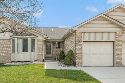 57188 Silver Maple, Washington, MI 48094 photo 2