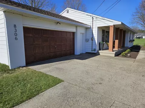 8306 45th, Ada, MI 49301 photo 4