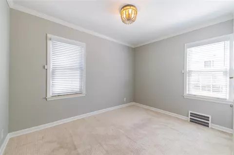 Bedroom - 25519 Gibraltar, Flat Rock, MI 48134 photo 1 of 6
