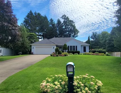 15336 Hofma, Grand Haven, MI 49417