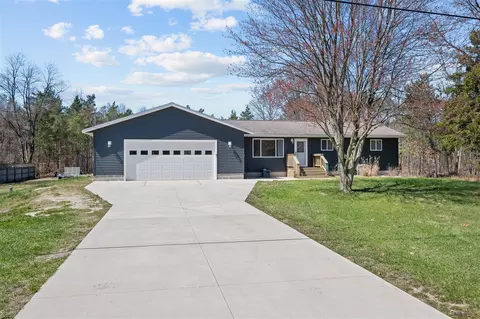3511 Barnes, Ravenna, MI 49451