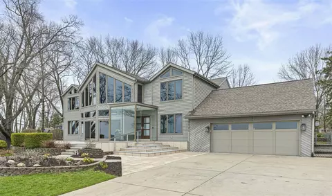 3191 Oak, Stevensville, MI 49127