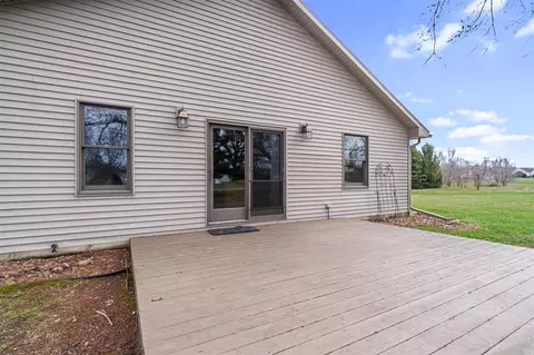 Exterior - 9363 E Michigan, Jackson, MI 49201 photo 4 of 17