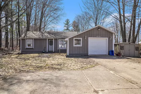 1034 Leo, Fremont, MI 49412