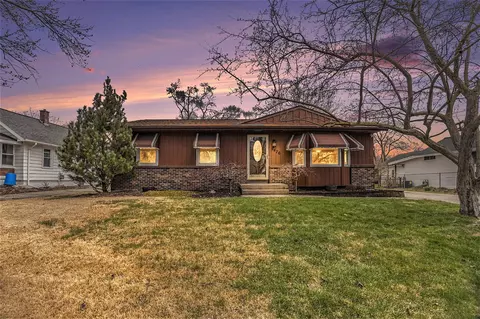 5476 Averill Ave, Wyoming, MI 49548