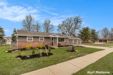 7535 28th, Hudsonville, MI 49426