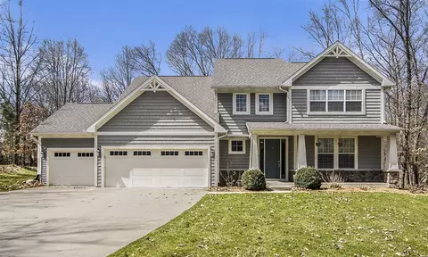 6435 W Hidden Lk, Richland, MI 49083