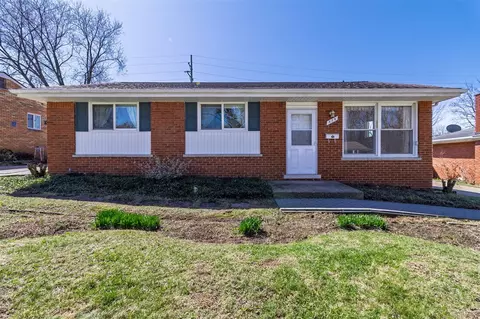 428 Meadow, Rochester, MI 48307