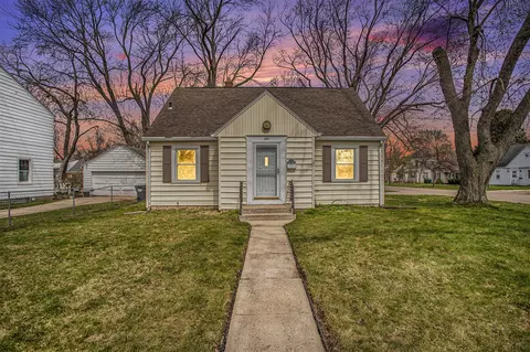 1527 Reycraft, Kalamazoo, MI 49001