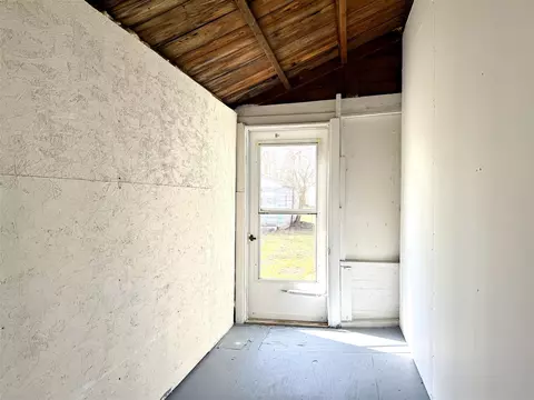 711 Williams, Belding, MI 48809 photo 16