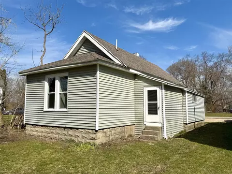 711 Williams, Belding, MI 48809 photo 23