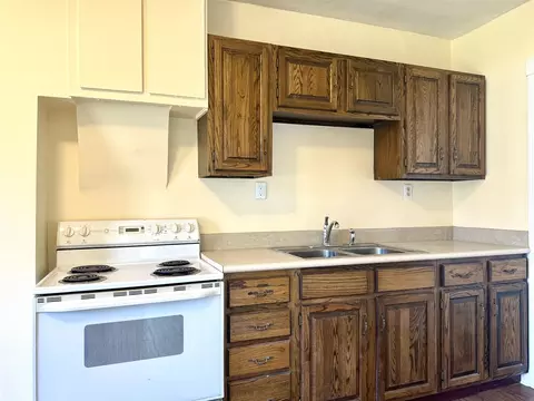 711 Williams, Belding, MI 48809 photo 7
