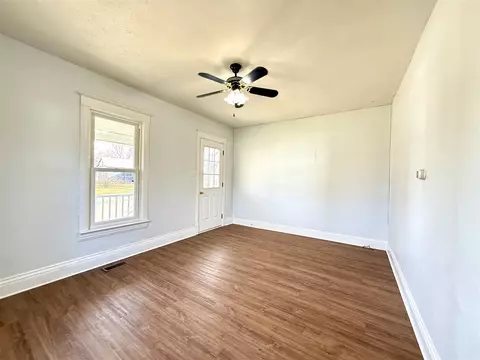 711 Williams, Belding, MI 48809 photo 5