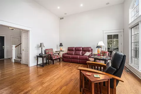Living - 284 Riverview, Douglas, MI 49406 photo 3 of 5