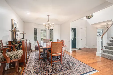 Dining - 284 Riverview, Douglas, MI 49406 photo 2 of 3