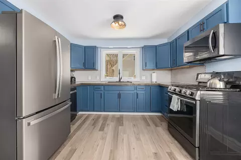 Kitchen - 671 Rojean, Stanton, MI 48888 photo 2 of 3