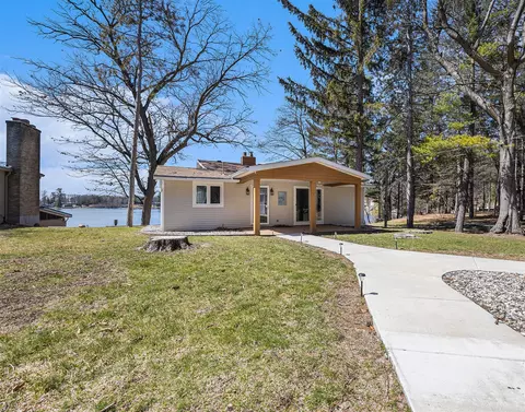 Exterior - 671 Rojean, Stanton, MI 48888 photo 3 of 9
