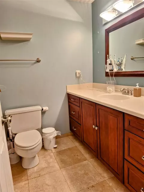Bath - 8785 Warner, Saline, MI 48176 photo 4 of 5