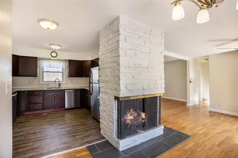 Kitchen - 3091 Hendee, Jackson, MI 49201 photo 2 of 2