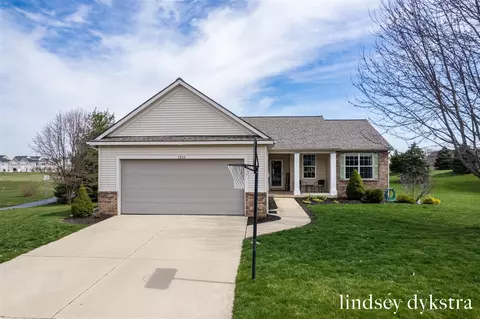 5802 Elm, Hudsonville, MI 49426