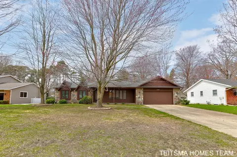15369 Concord, Spring Lake, MI 49456