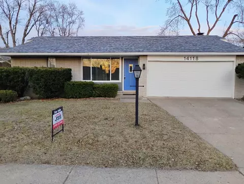 14118 Woodside, Livonia, MI 48154