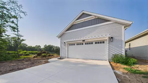 1536 Wilson, Norton Shores, MI 49456