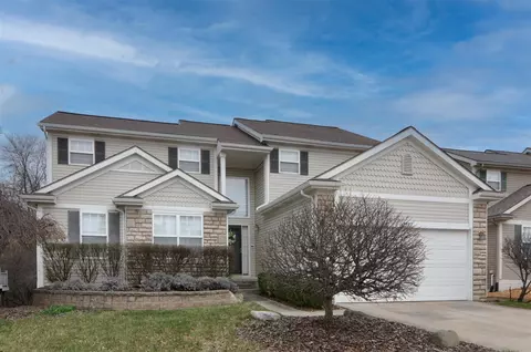 4502 Blossom Hill Trl, Ann Arbor, MI 48108