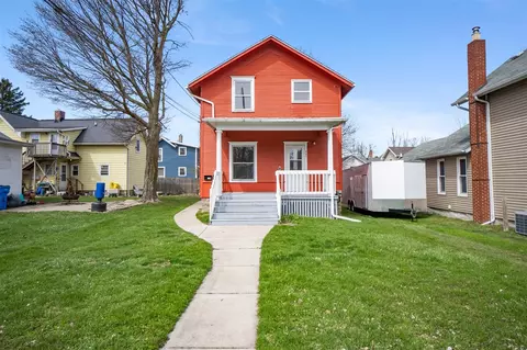 522 Hallett, Jackson, MI 49202