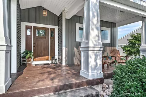 4523 Grand, Holland, MI 49424
