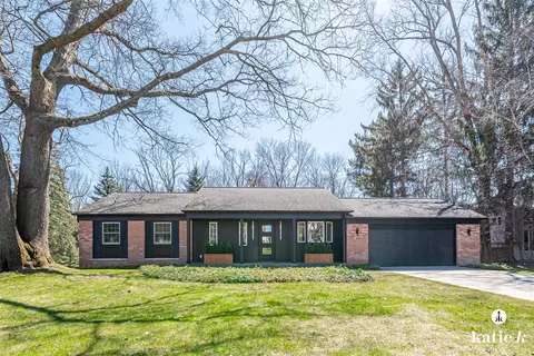 701 Greenbrier, Grand Rapids, MI 49546