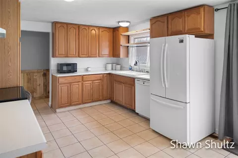 Kitchen - 2715 W B, Plainwell, MI 49080 photo 2 of 3
