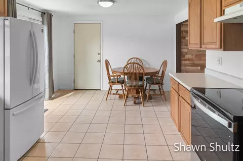 Kitchen - 2715 W B, Plainwell, MI 49080 photo 3 of 3