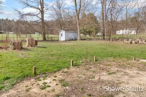 Exterior - 2715 W B, Plainwell, MI 49080 photo 3 of 6
