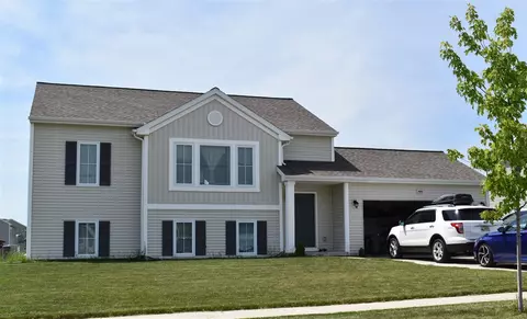 4616 Quaker Hl, Kentwood, MI 49512