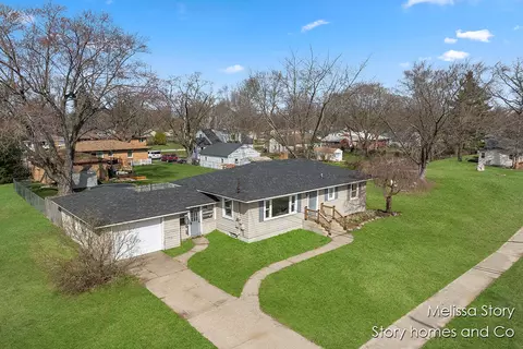 View/Area - 7635 Sally, Jenison, MI 49428 photo 2 of 6