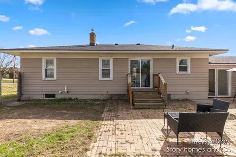 Exterior - 7635 Sally, Jenison, MI 49428 photo 3 of 4