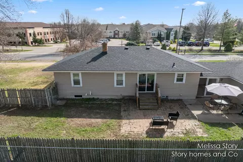 View/Area - 7635 Sally, Jenison, MI 49428 photo 3 of 6