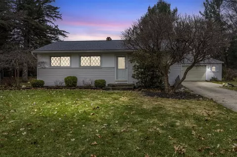 3420 Vineyard, Grand Rapids, MI 49525